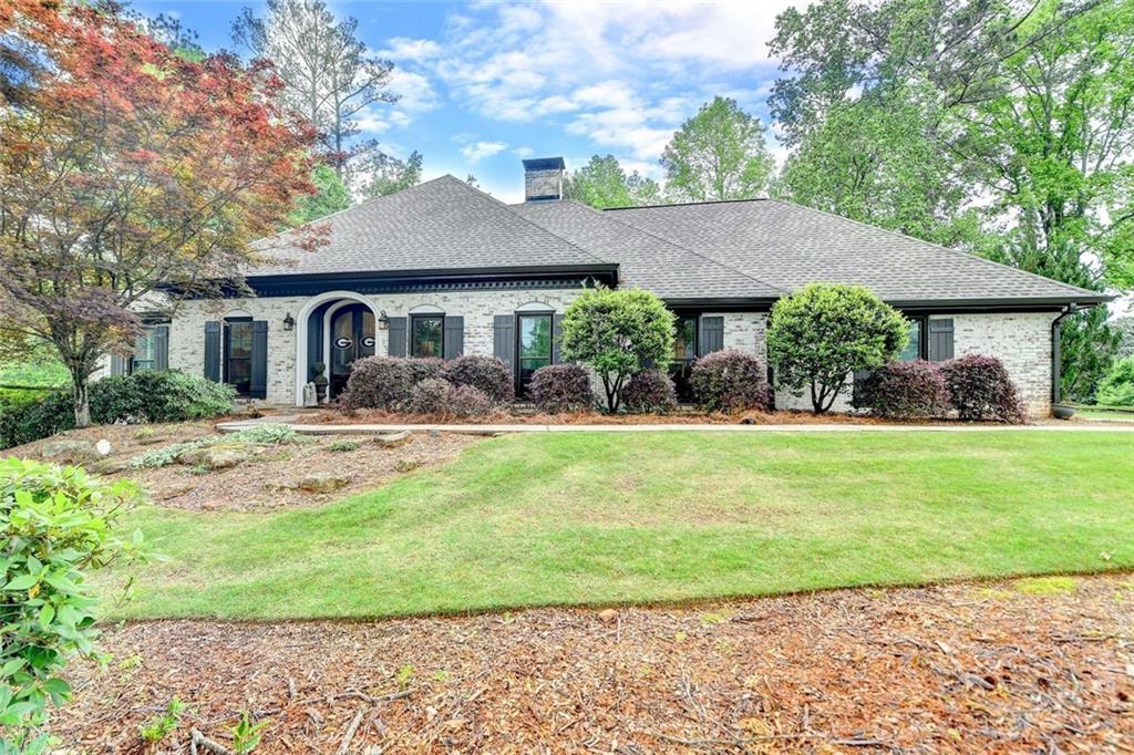 5475 Trowbridge Drive, Dunwoody, Georgia image 1