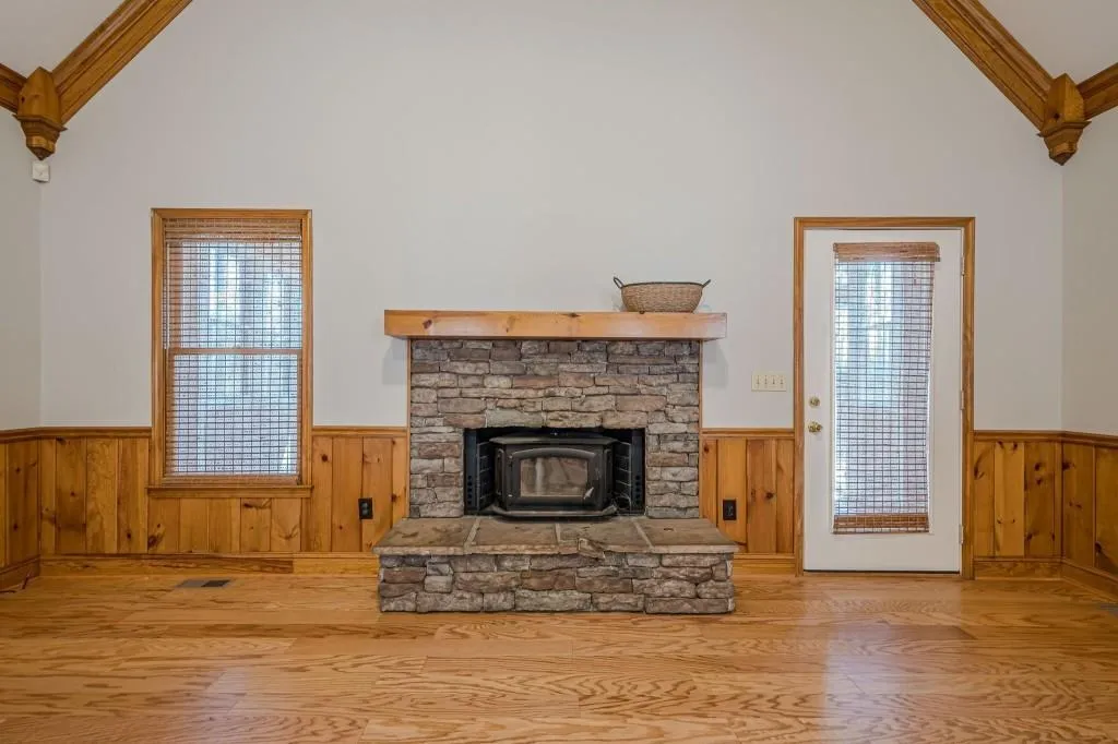 Ball Ground, Georgia 30107, United States, 3 Bedrooms Bedrooms, ,2 BathroomsBathrooms,Residential,Active,93116