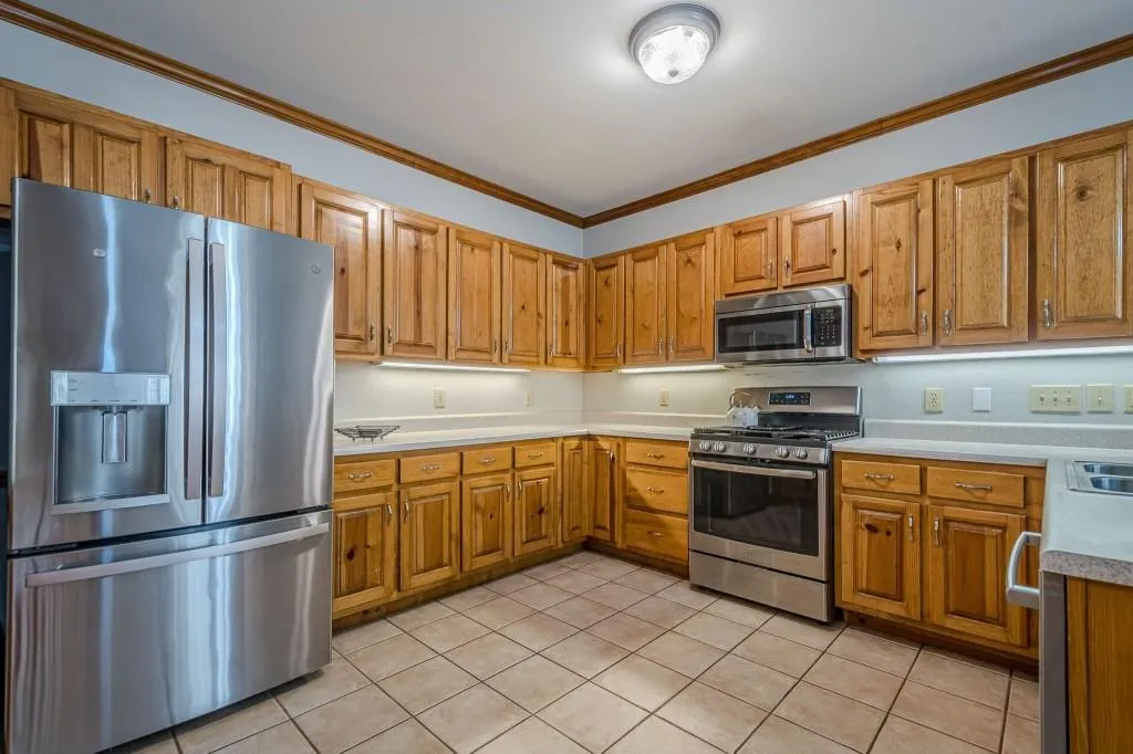 Ball Ground, Georgia 30107, United States, 3 Bedrooms Bedrooms, ,2 BathroomsBathrooms,Residential,Active,93116