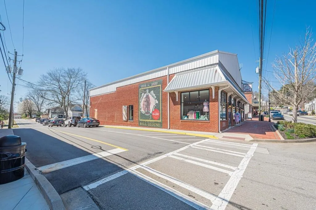 Ball Ground, Georgia 30107, United States, 3 Bedrooms Bedrooms, ,2 BathroomsBathrooms,Residential,Active,93116