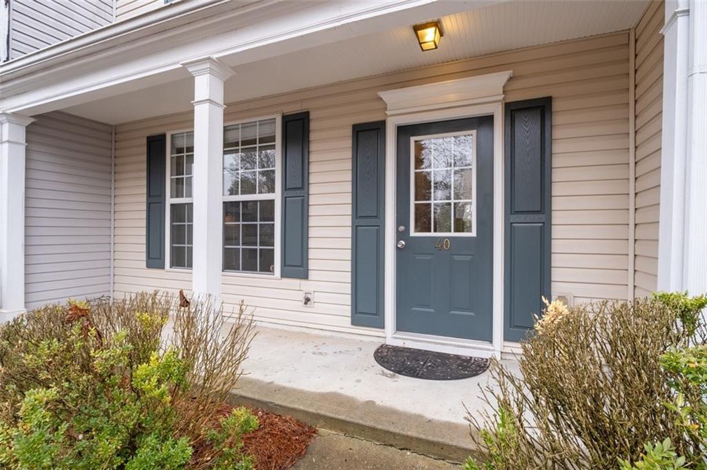 Location, location, location is everything with this 2bed/2.5bath townhome in the sought-after community of Ashford Oaks. Whether you are looking to purchase as an investment or a place to call home that is close to I-575/I-75, Hwy 41, Hwy 5, Town Center Mall, Kennesaw State University, easy commute to the Marietta Square, hiking at Kennesaw Mountain and so much more, this is the place! The main level of this townhome provides an eat-in kitchen with a view into the family room with fireplace and ceiling fan, a private outdoor patio for morning coffee or that nighttime beverage. No need to be concerned about visitors having to go upstairs to use the restroom as this townhome has a half bath on the main level! Upstairs you have a roommate floor plan with private bathrooms, and convenient laundry room. No HOA rental restrictions.