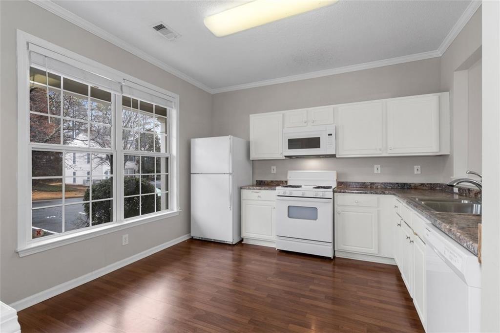 Ashford Oaks - Residential Lease