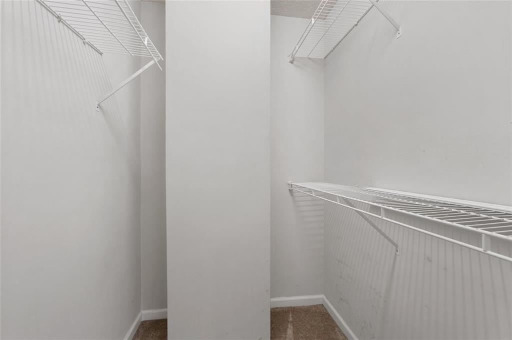 Ashford Oaks - Residential Lease