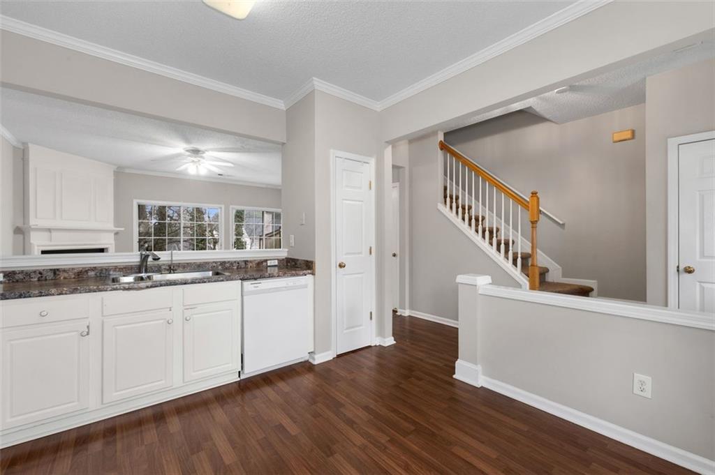 Ashford Oaks - Residential Lease
