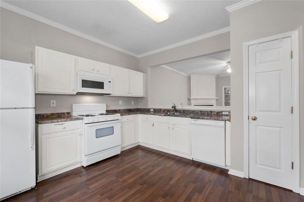 Ashford Oaks - Residential Lease