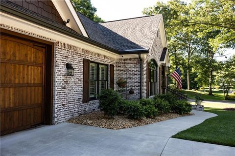 A home in Calhoun