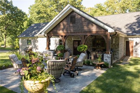 A home in Calhoun