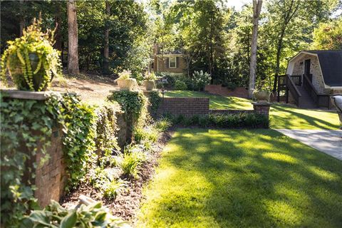 A home in Calhoun