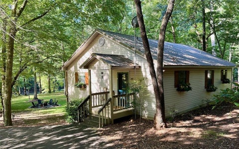 Homes For Sale - 22 Noel Lane<br/> Ellijay, GA 30540