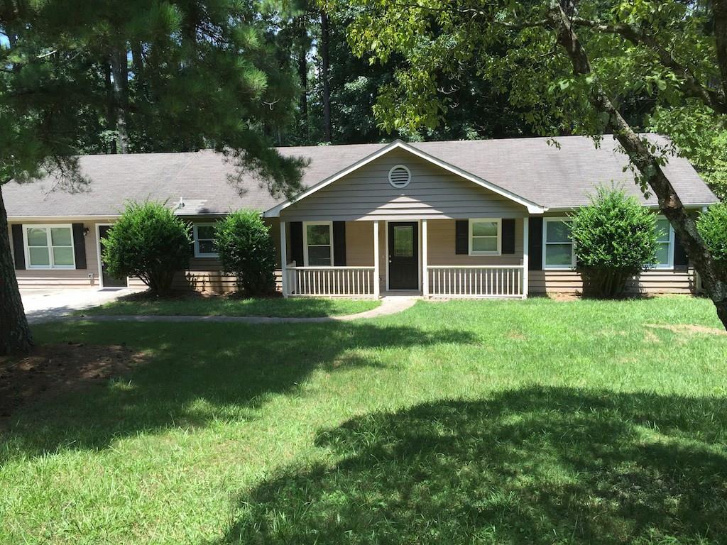 SPACIOUS STEPLESS RANCH COMPLETELY RENOVATED IN 2015 INCLUDING NEW PAINT INSIDE & OUT, NEW CARPET, TRIM, APPLIANCES, CUSTOM-HAND STAINED CABINETS & SO MUCH MORE. HUGE BONUS ROOM. OUTDOOR LIVING SPACE. CLOSE TO TOWN CENTER, KENNESTONE HOSP, MARIETTA SQUARE, ETC... MUST SEE!