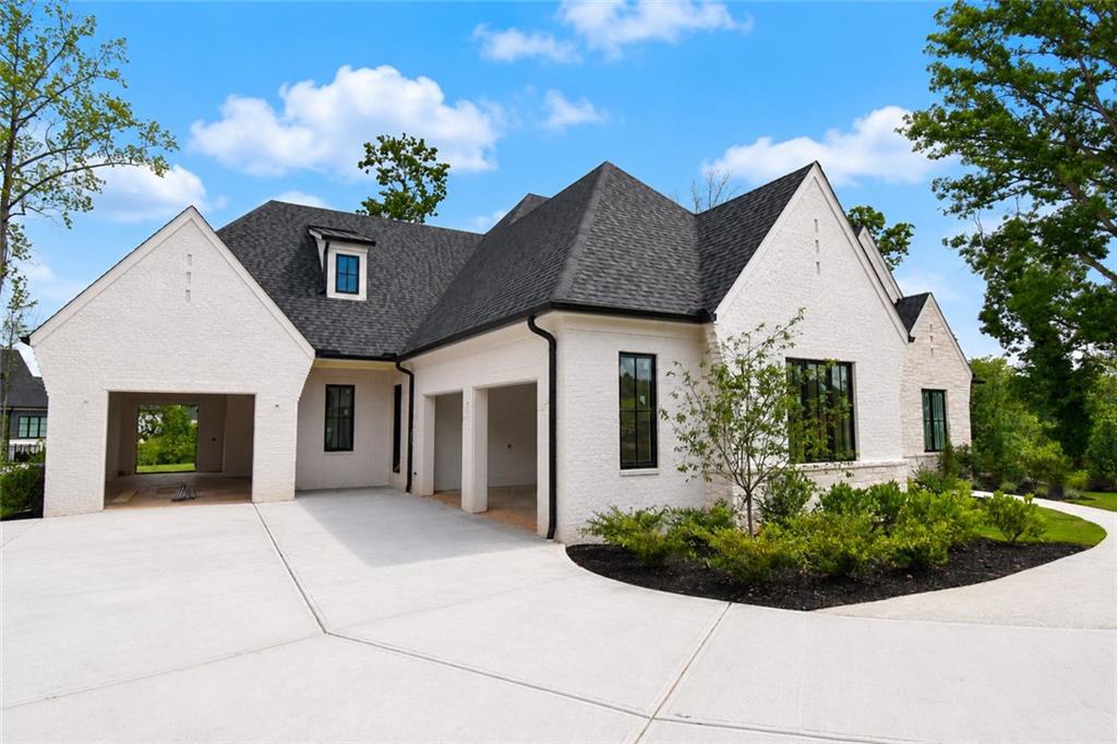 5071 Kings Close