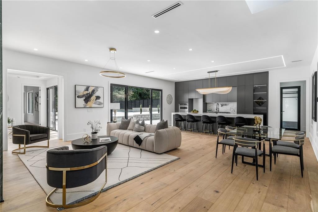 605 Hunnicutt Road SE