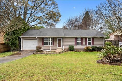 Homes For Sale - 253 Deerfield Drive<br/> Jonesboro, GA 30238