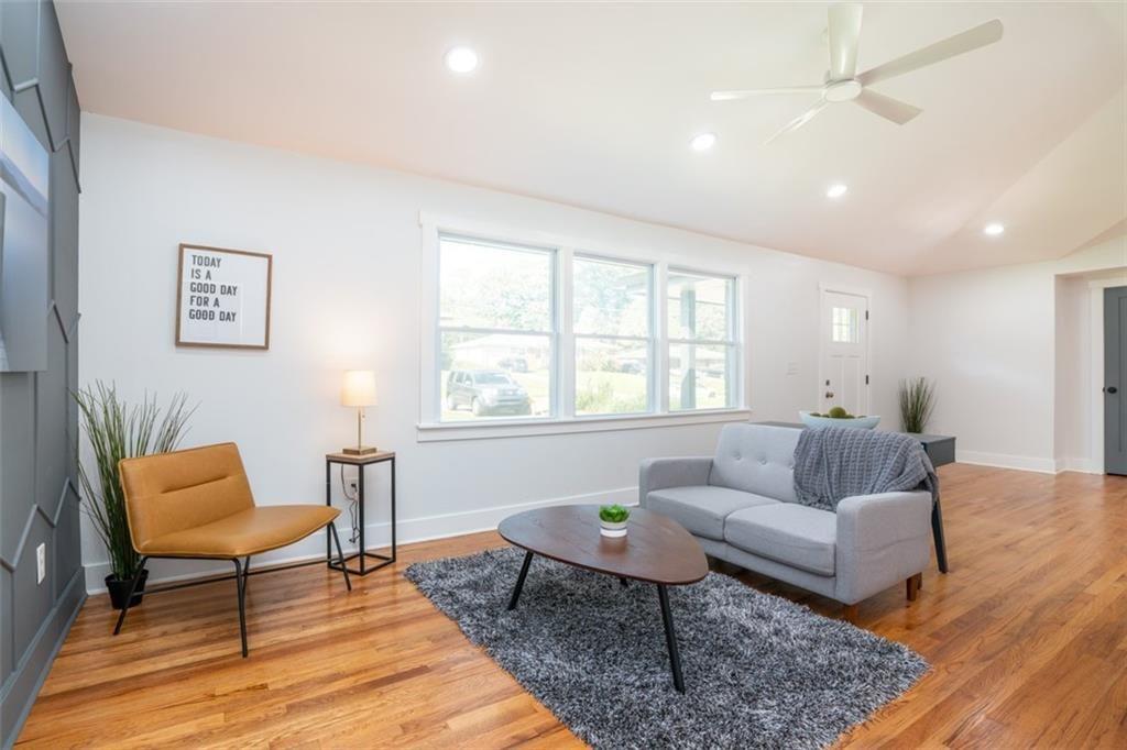 2658 MIRIAM Lane