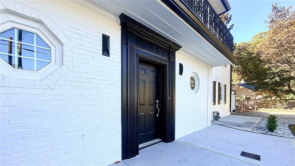 200 W Paces Ferry Road NW