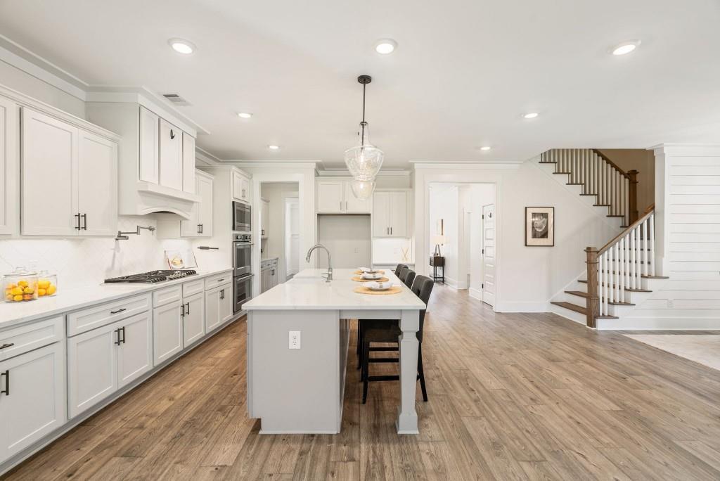 936 Clubside Drive