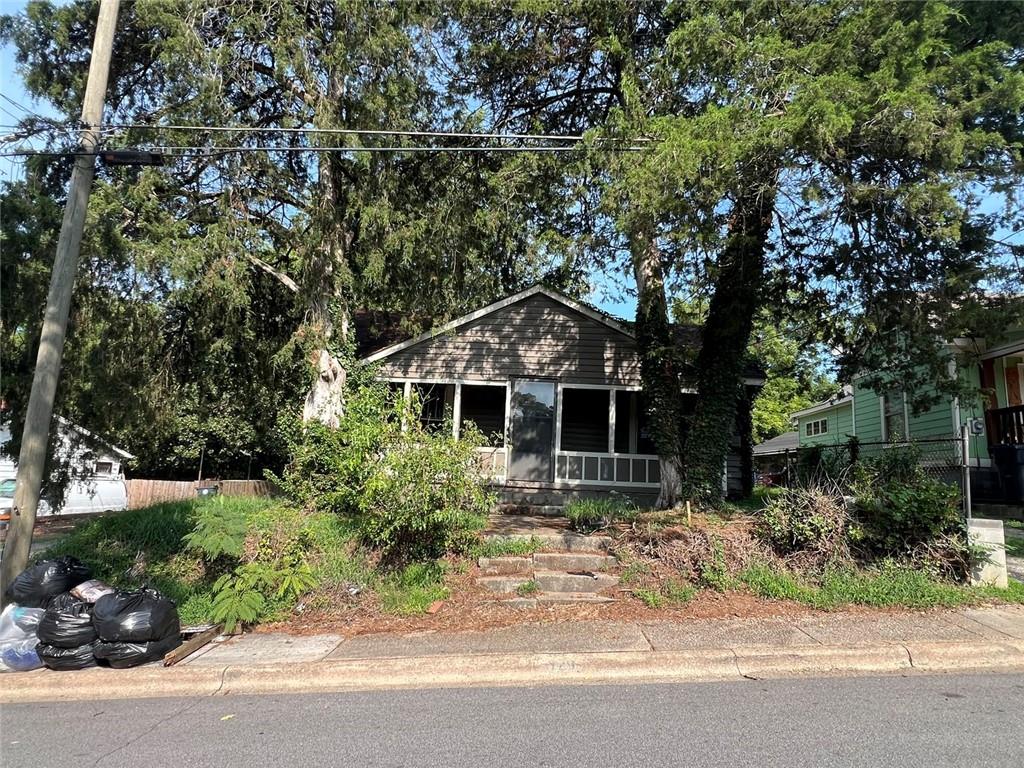 729 High Street SE