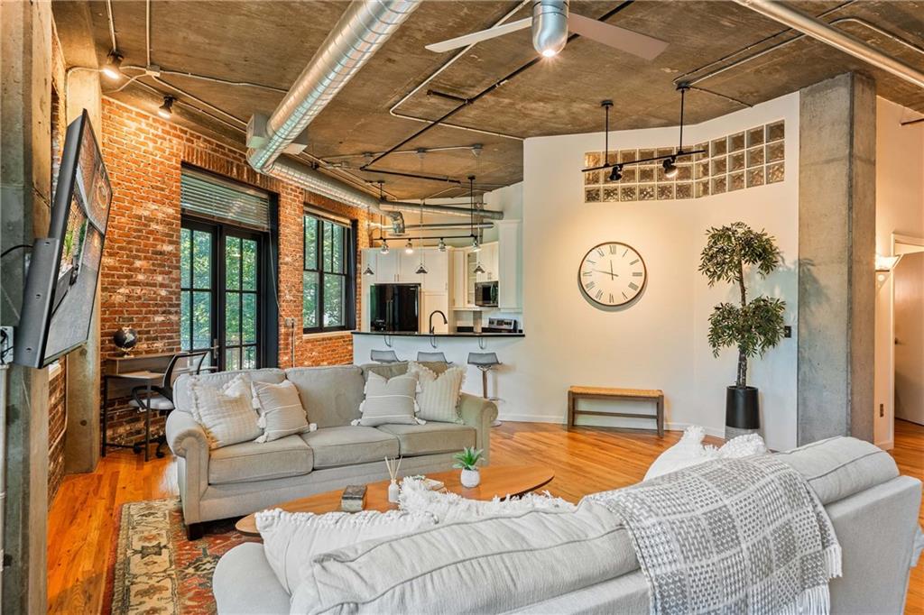 3235 Roswell Road NE 505
