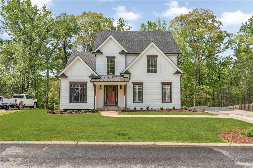 6231 Spring Lake Drive, Flowery Branch, Georgia image 1