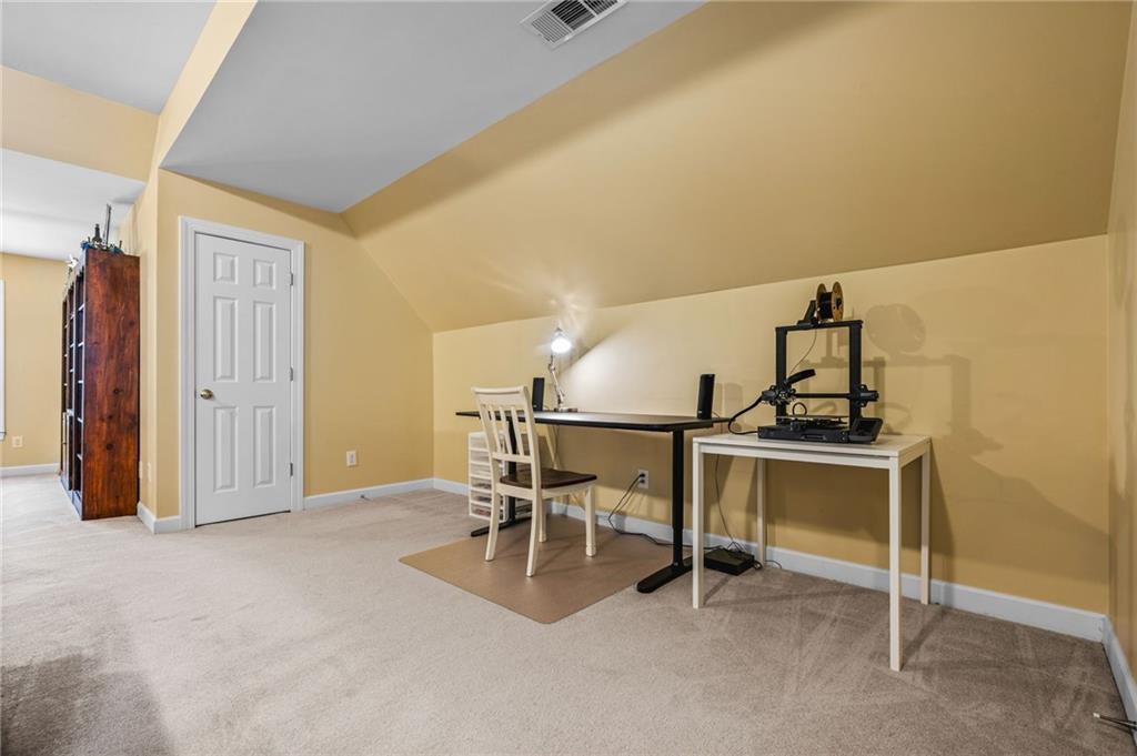 Easthampton - The Ridge - Residential