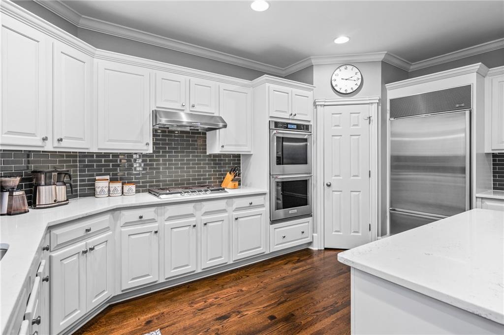 Easthampton - The Ridge - Residential