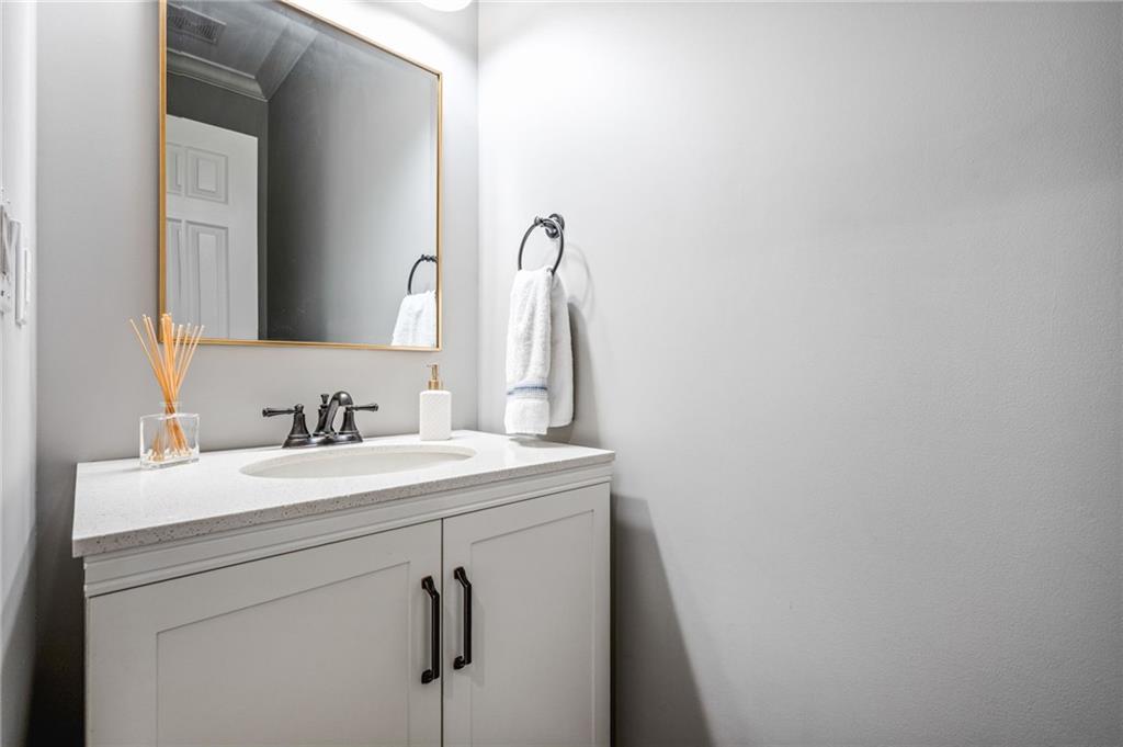 Easthampton - The Ridge - Residential