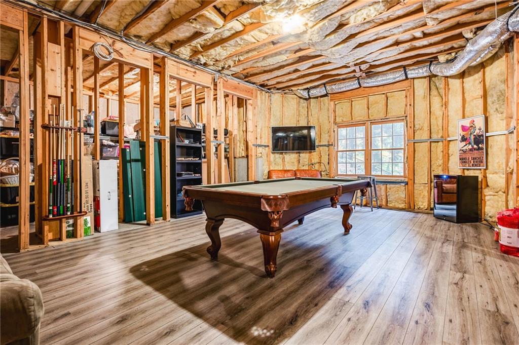 Easthampton - The Ridge - Residential