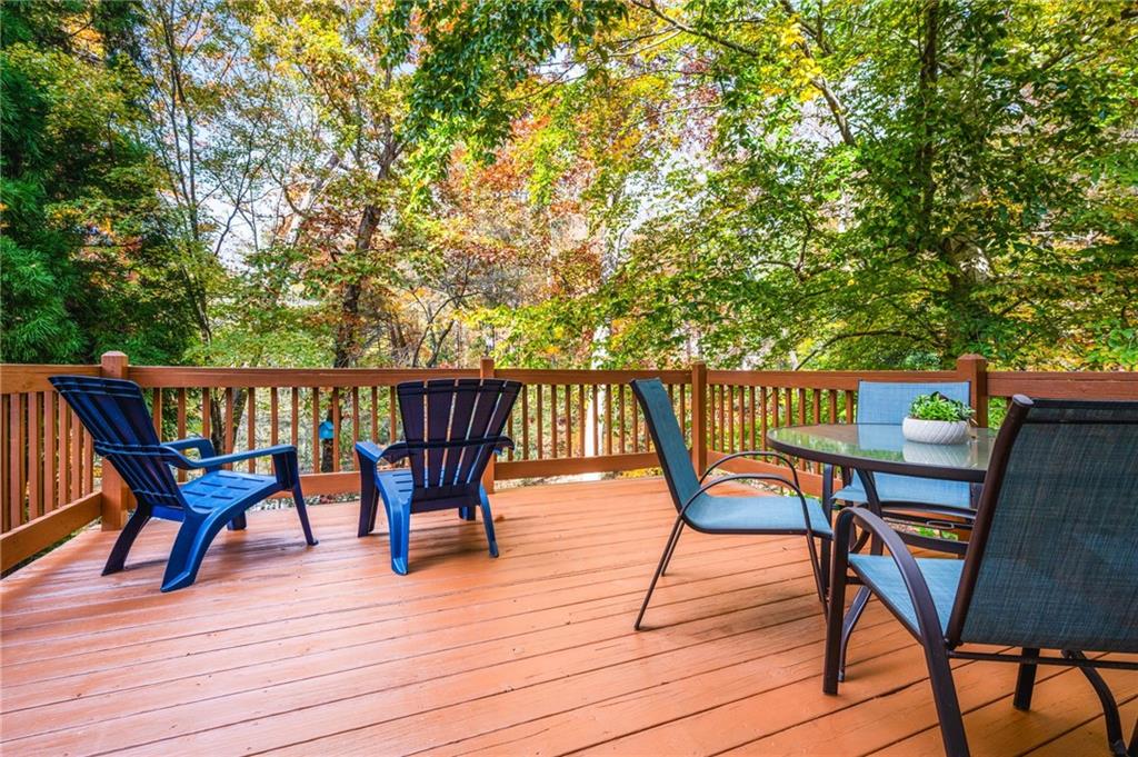 Easthampton - The Ridge - Residential