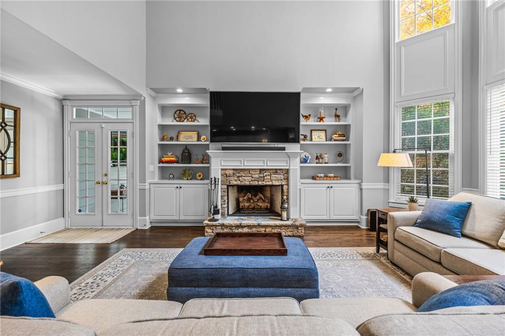 Easthampton - The Ridge - Residential