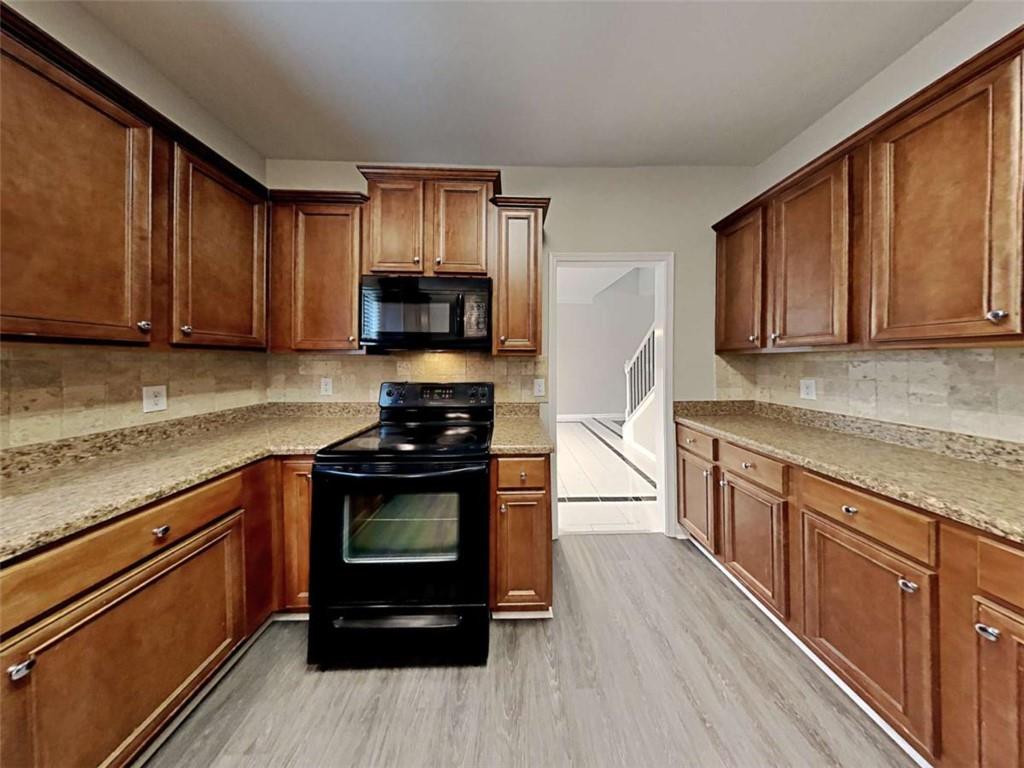 3230 Arbor Oaks Drive