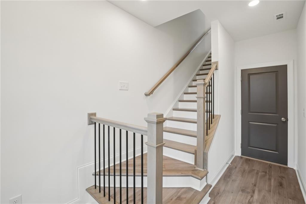 629 Silva Street 128