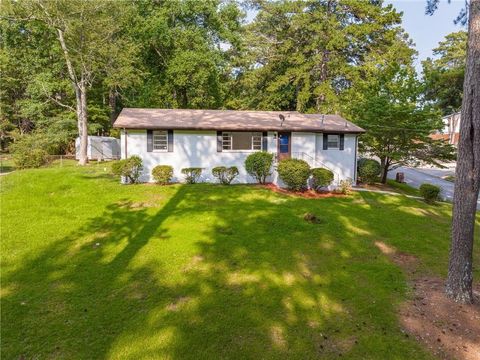 5207 Dixie Lake Road Union City GA 30291