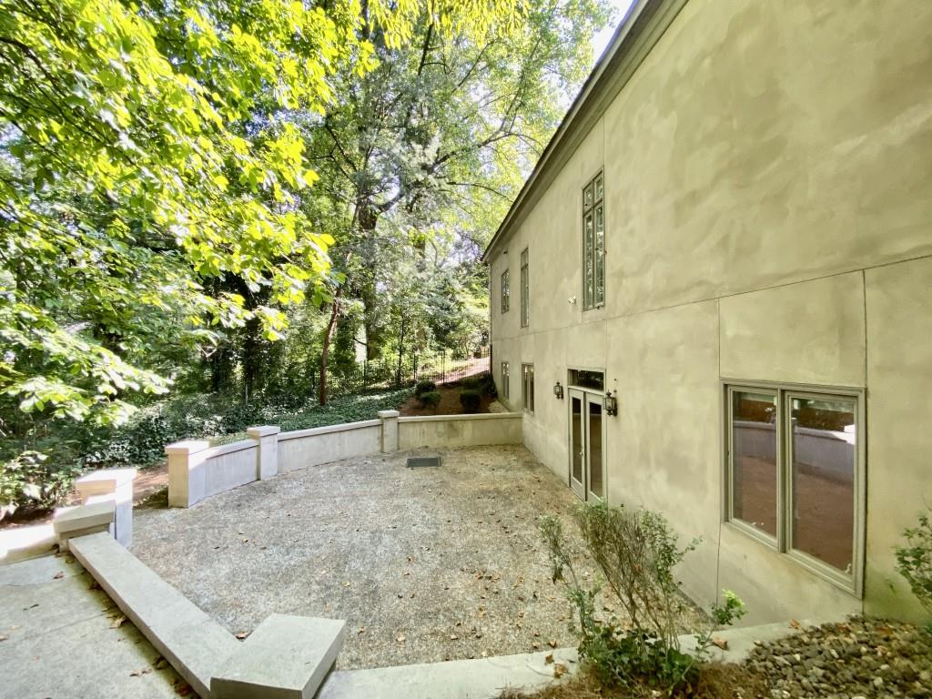 973 Peachtree Battle Avenue, Atlanta, Georgia image 12