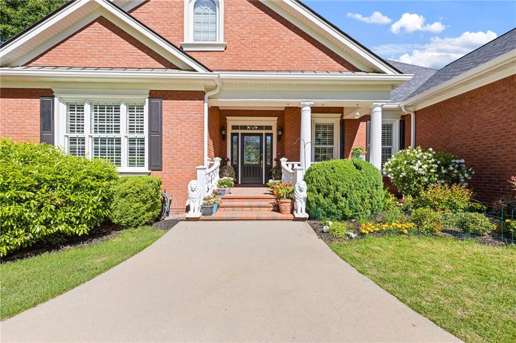 5222 Legends Drive