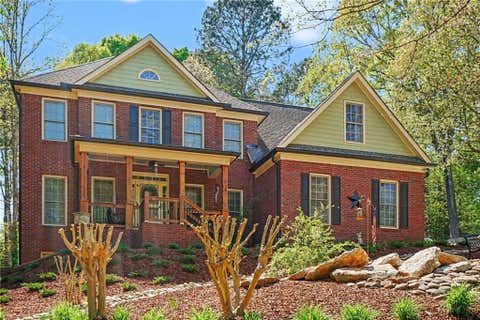 Homes For Sale - 2676 Sleepy Hollow Road<br/> Monroe, GA 30655