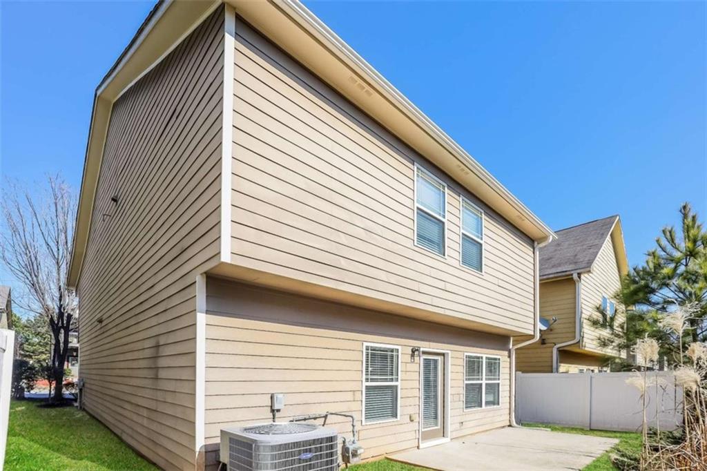 1580 Chattahoochee Court