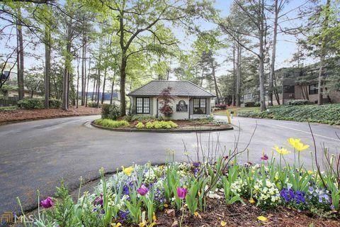 Apartment For Rent - 11 Cantey Place<br/> Atlanta, GA 30327