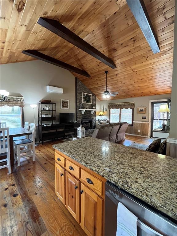 229 Darien Way, Ellijay, Georgia image 13