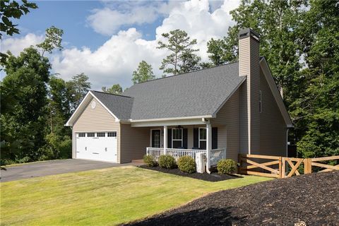 A home in Dahlonega