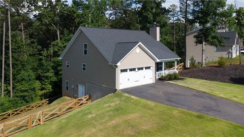 A home in Dahlonega