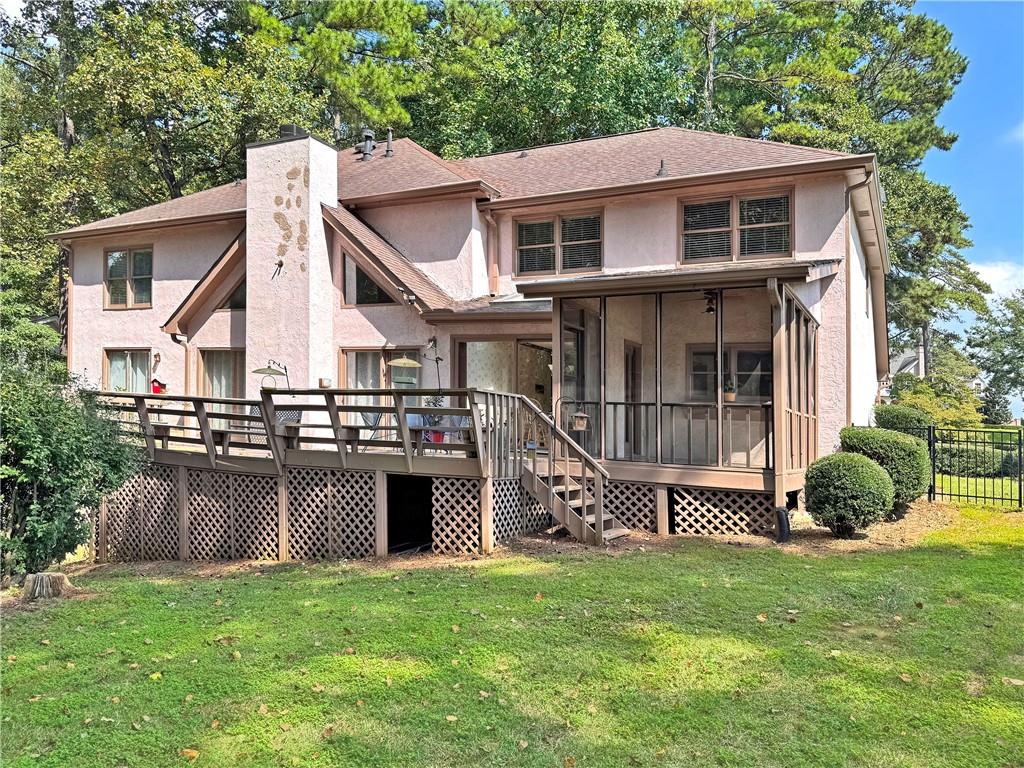 2225 Roxburgh Drive