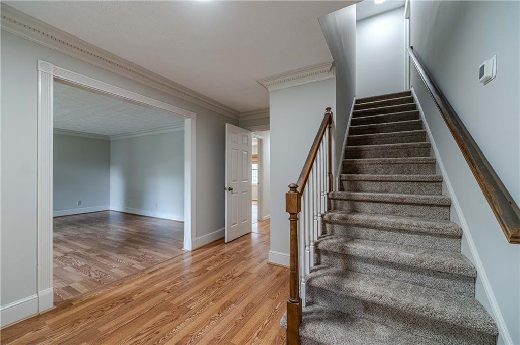 2672 Bouldercrest Court