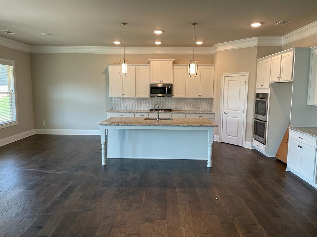 3810 Sierra Lake Drive