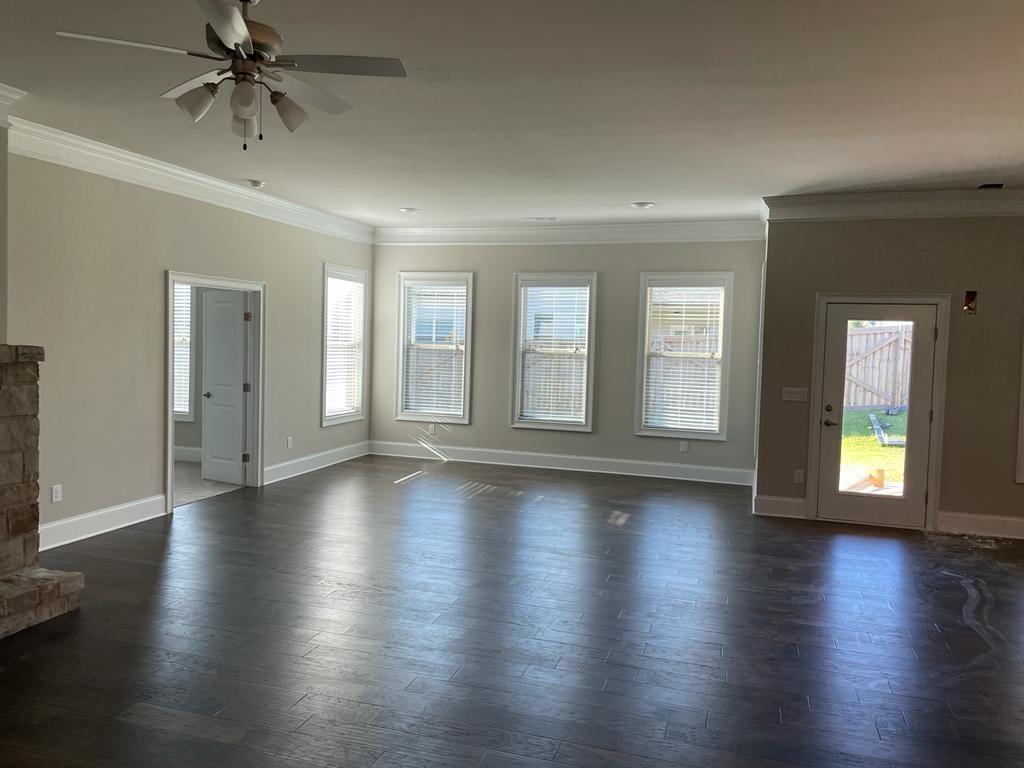 3810 Sierra Lake Drive