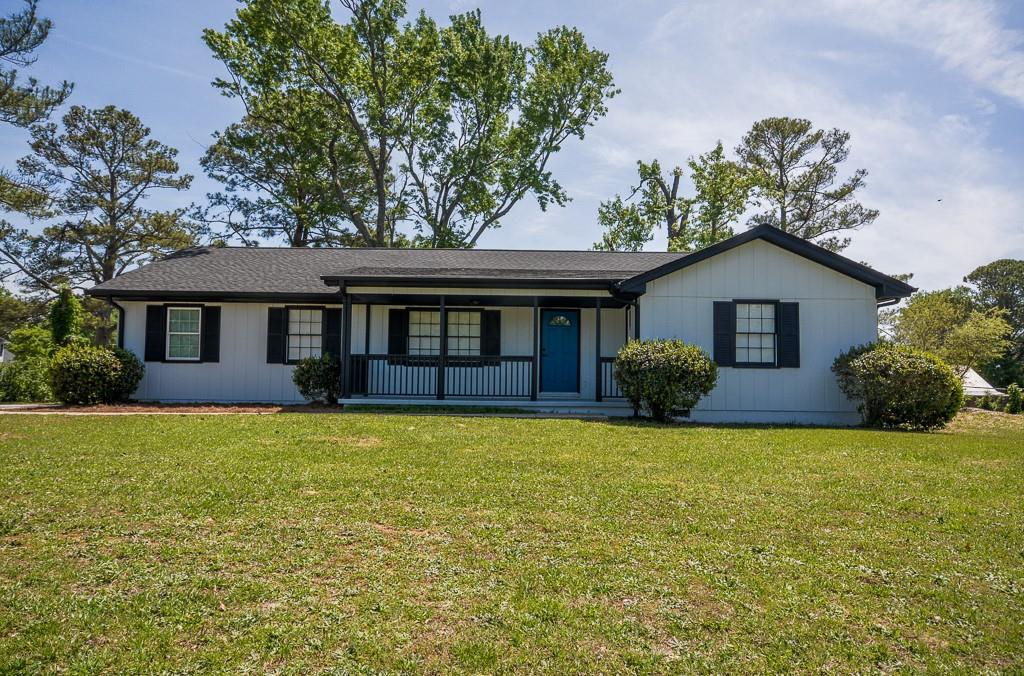 2236 Briarwood Drive, Conyers, Georgia image 1