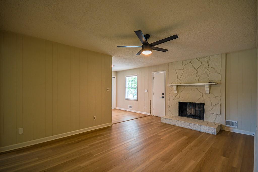 2236 Briarwood Drive, Conyers, Georgia image 11