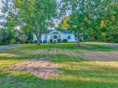 A home in Cedartown