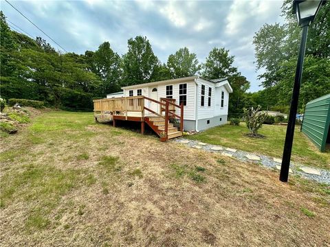 Homes For Sale - 7315 Wits End Drive<br/> Gainesville, GA 30506