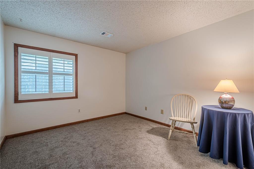 2174 Kinridge Road, Marietta, Georgia image 35