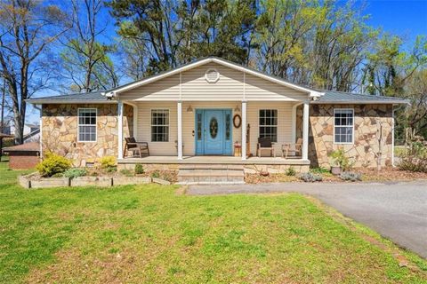 Homes For Sale - 1517 E Church Street<br/> Walton County, Monroe, GA 30655